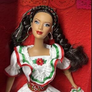 BARBIE FESTIVALS OF THE WORLD DOLL -‎ CELEBRATE CINCO DE MAYO COLLECTIBLE BARBIE